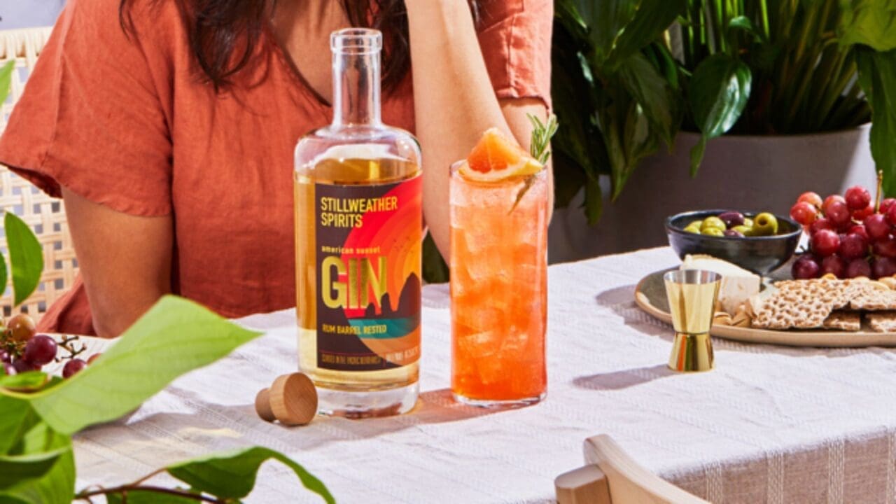 Stillweather Spirits Unveils American Sunset Gin: Aged in Ex-Rum Barrels